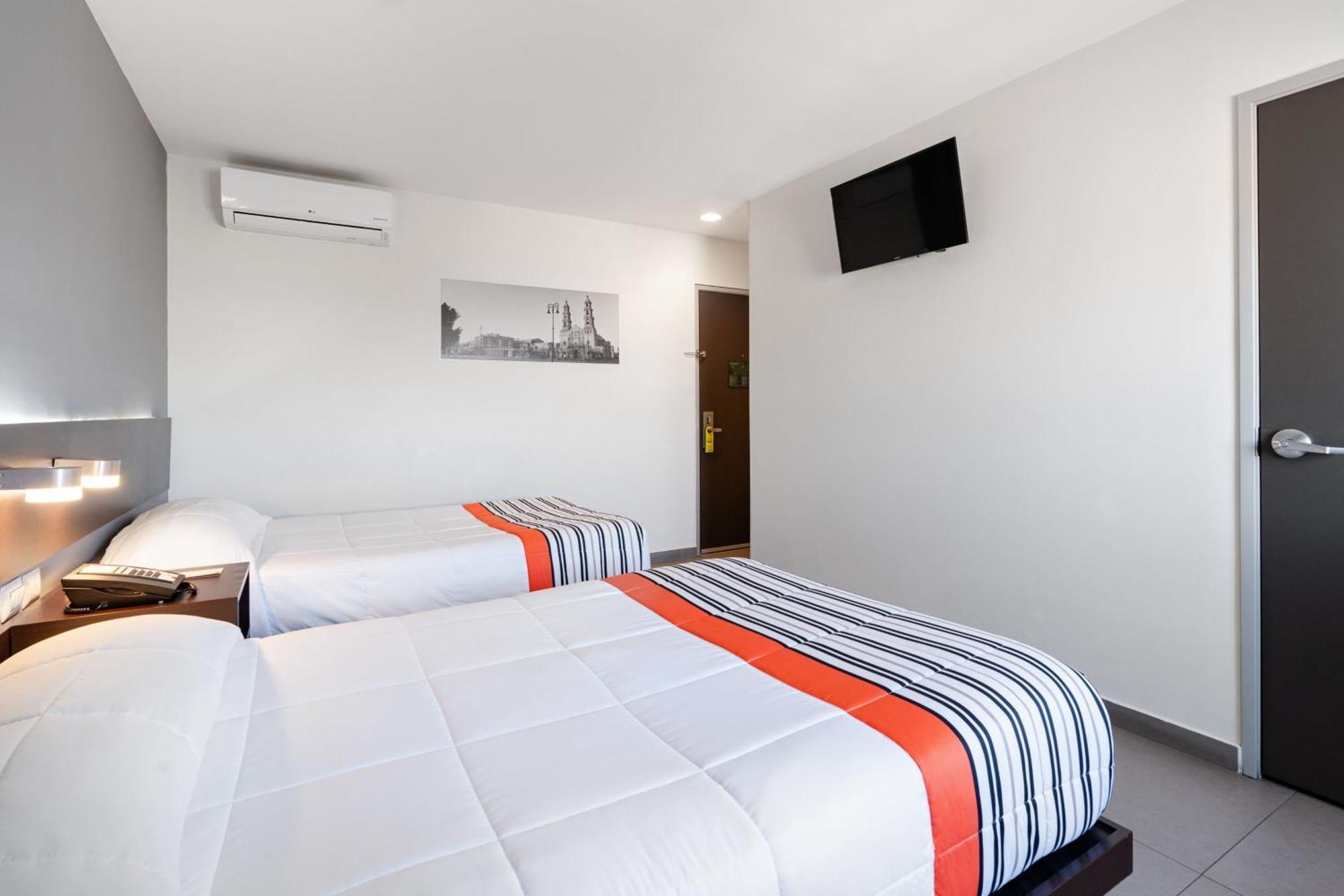 City Express Junior By Marriott Aguascalientes Centro Екстер'єр фото