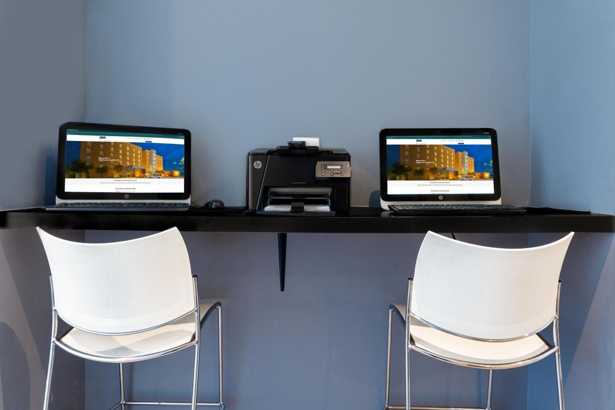 City Express Junior By Marriott Aguascalientes Centro Екстер'єр фото