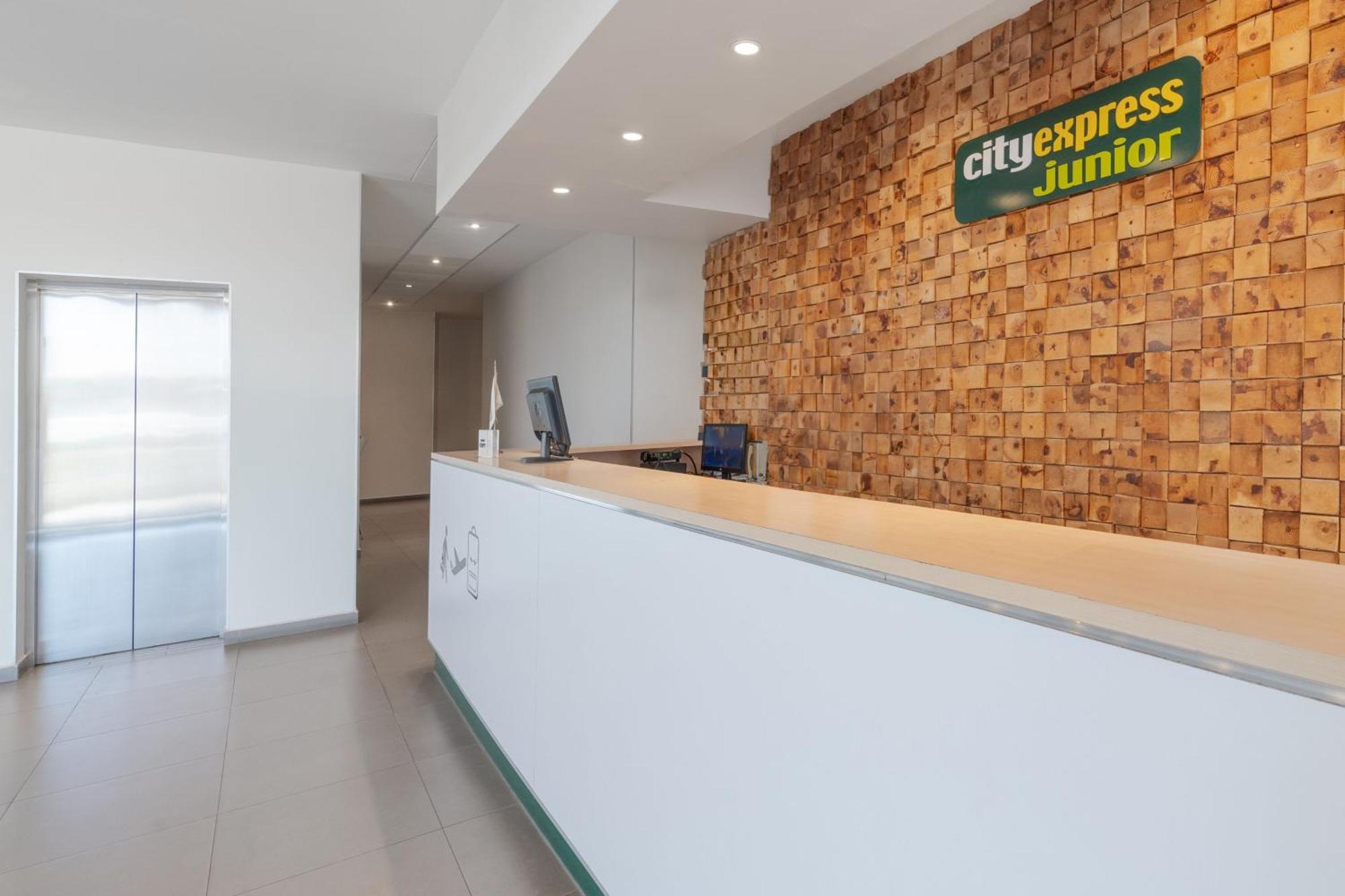 City Express Junior By Marriott Aguascalientes Centro Екстер'єр фото