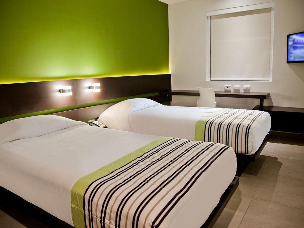 City Express Junior By Marriott Aguascalientes Centro Екстер'єр фото