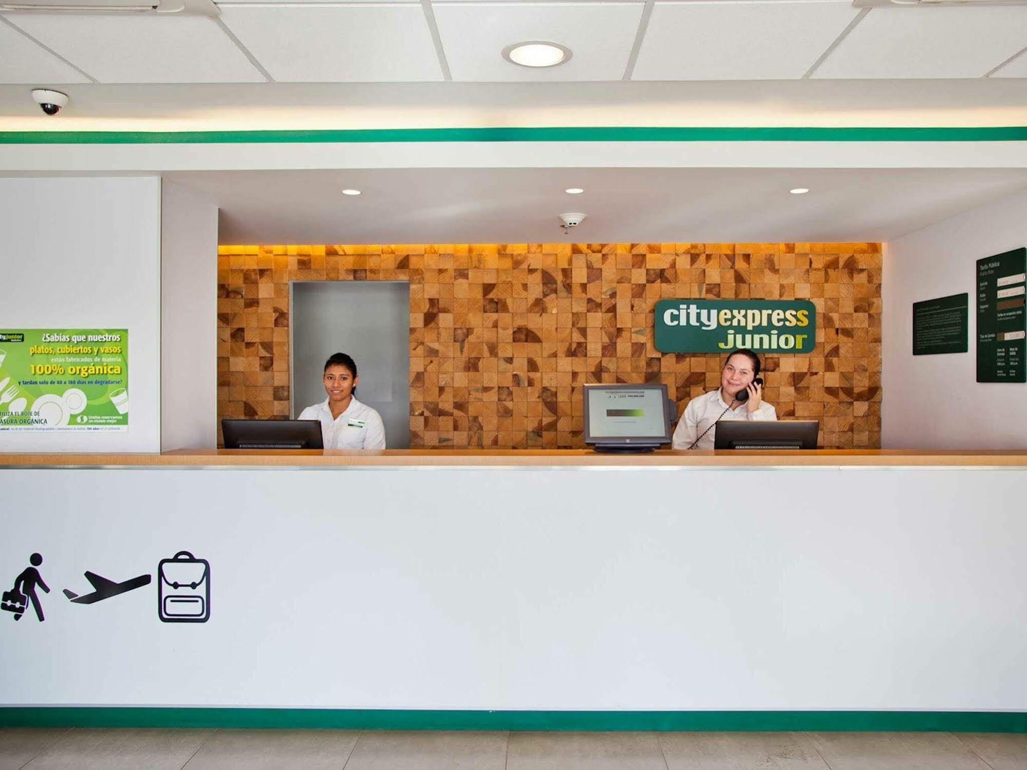 City Express Junior By Marriott Aguascalientes Centro Екстер'єр фото